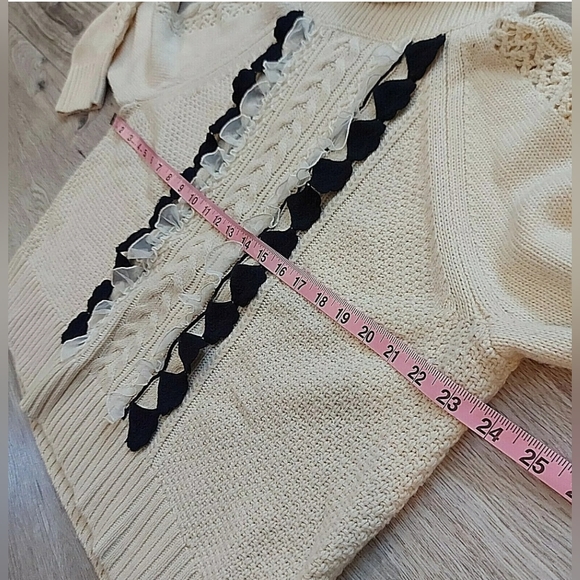 J Crew Wool Blend Embellished Cable Sweater Heather Muslin Size XL - Picture 10 of 11